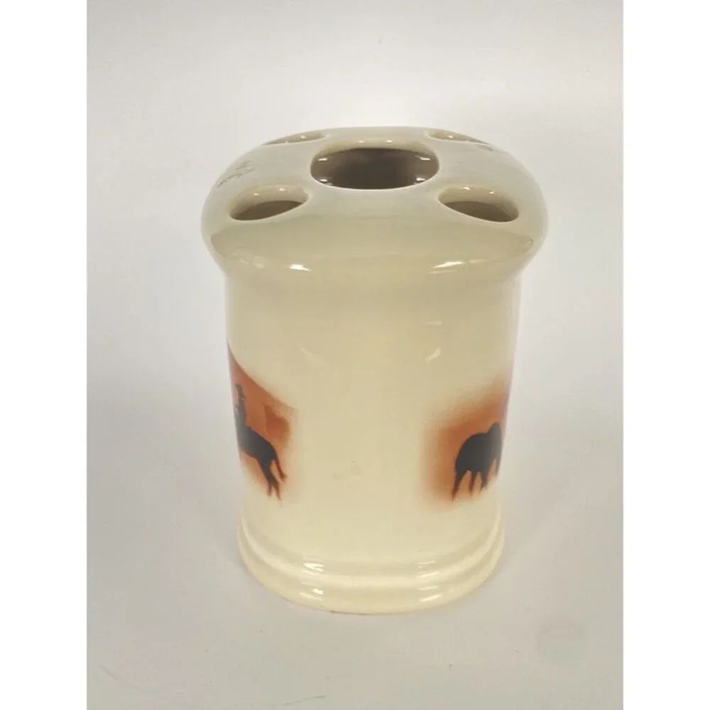 Thomas Norby Original Designs Montana Lifestyles Toothbrush Holder